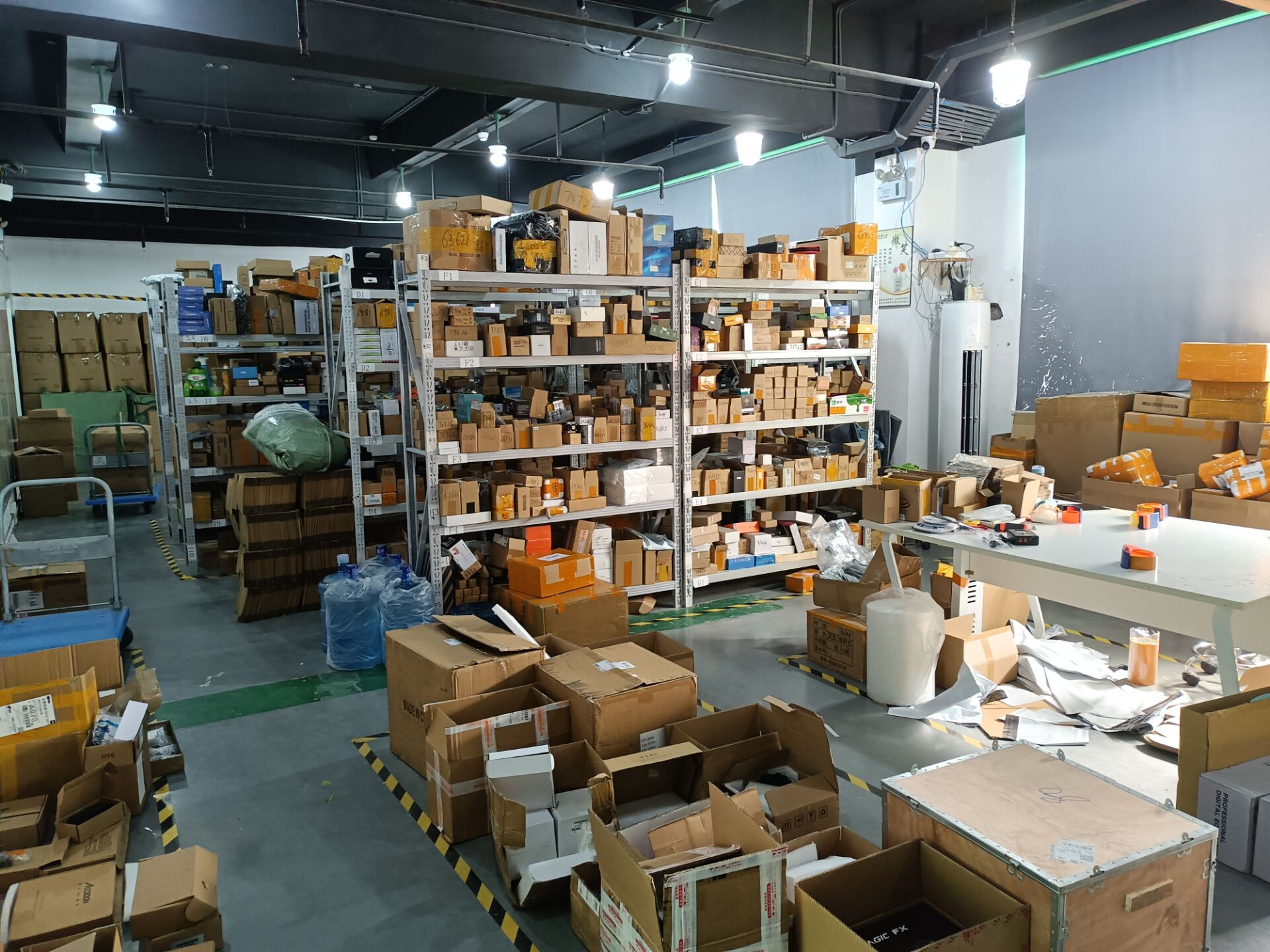 BDS PP-131 Red Audio Spectrum  - Power Tools Display Rack 评论和价格